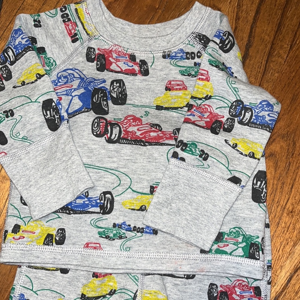 Hanna Andersson boys 2 piece reversible set. Size 3-6 months. NWOT - Picture 2 of 4